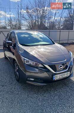 Хетчбек Nissan Leaf 2021 в Полтаві