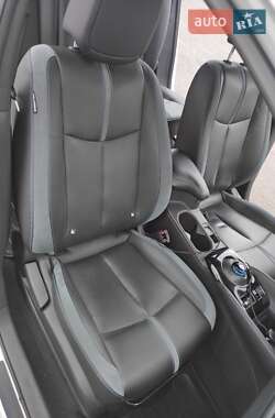 Хэтчбек Nissan Leaf 2019 в 