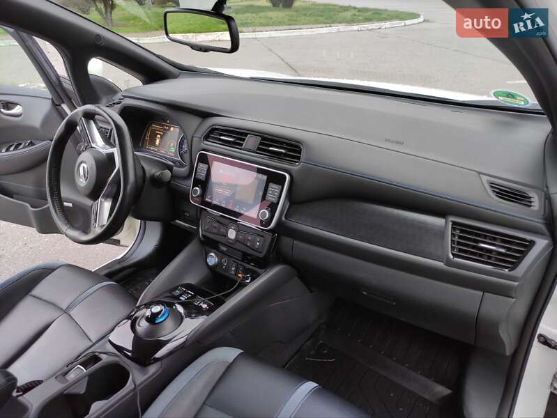 Хэтчбек Nissan Leaf 2019 в Кременчуге фото 17 Хэтчбек Nissan Leaf 2019 в Кременчуге