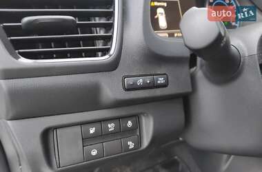 Хэтчбек Nissan Leaf 2019 в 