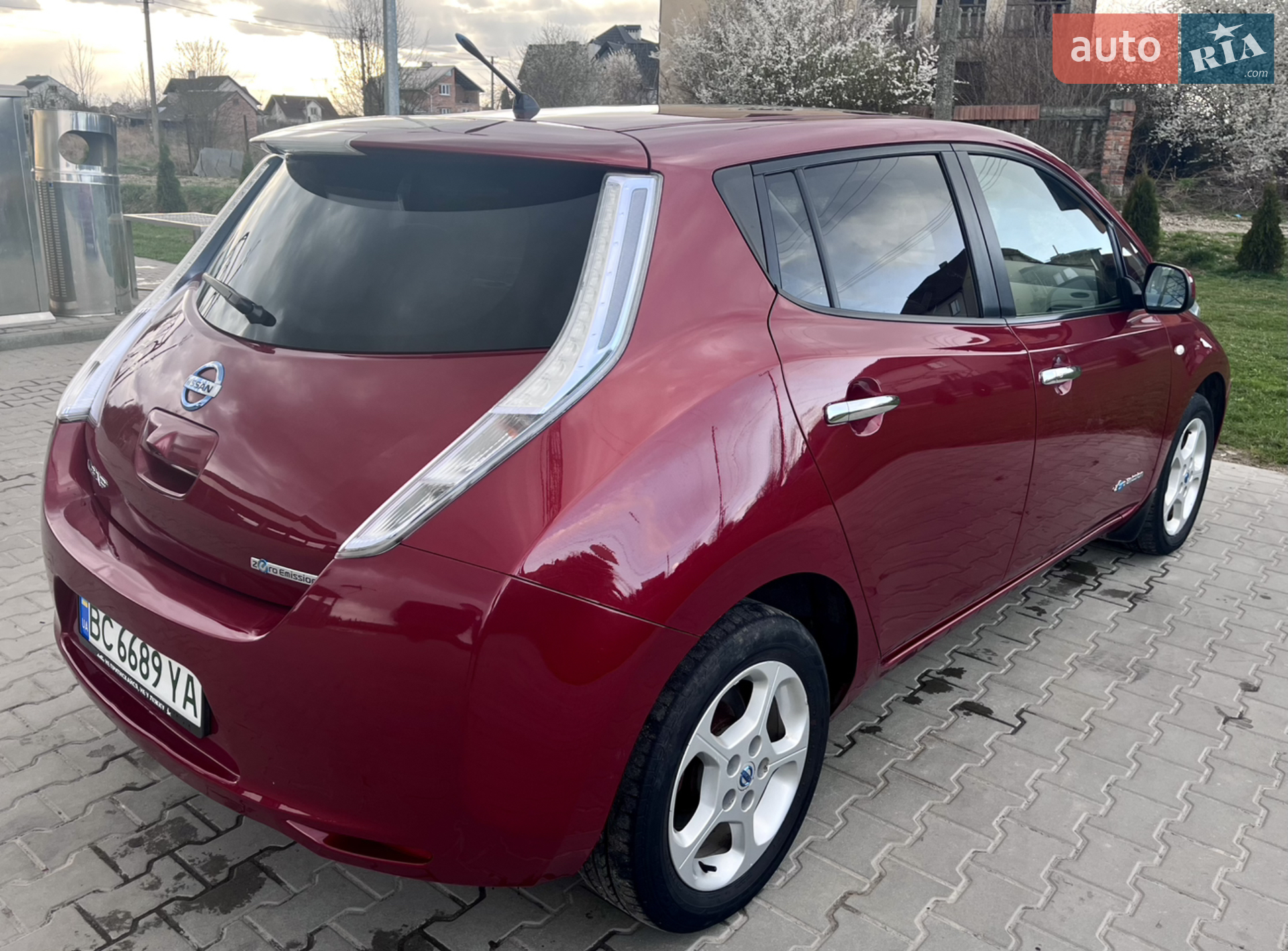2012 Nissan Leaf - мініатюра 4