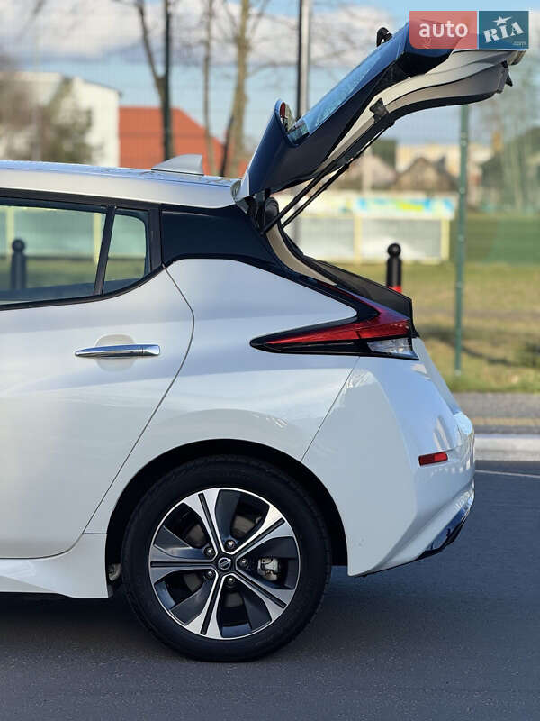 Хэтчбек Nissan Leaf 2020 в Ковеле