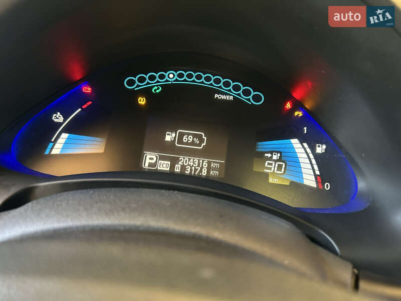 Хетчбек Nissan Leaf 2017 в Івано-Франківську фото 25 Хетчбек Nissan Leaf 2017 в Івано-Франківську