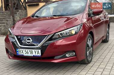 Хэтчбек Nissan Leaf 2018 в 