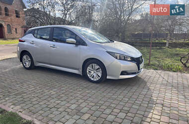 Хетчбек Nissan Leaf 2023 в Калуші