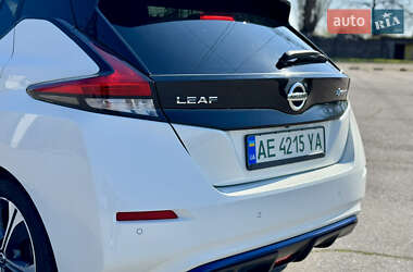 Хетчбек Nissan Leaf 2019 в 