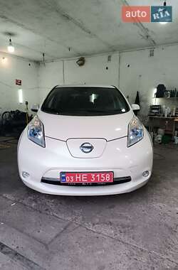 Хэтчбек Nissan Leaf 2014 в Ровно