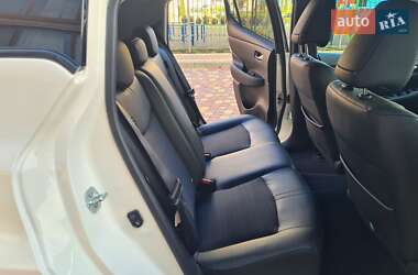 Хетчбек Nissan Leaf 2020 в 