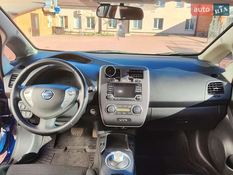 Хэтчбек Nissan Leaf 2017 в Сумах