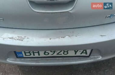 Хэтчбек Nissan Leaf 2017 в 