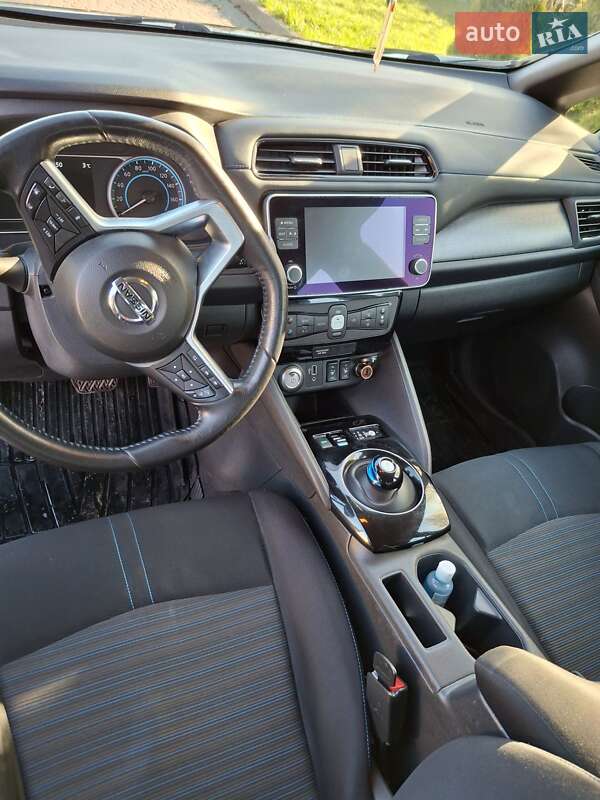 Хетчбек Nissan Leaf 2020 в Вінниці