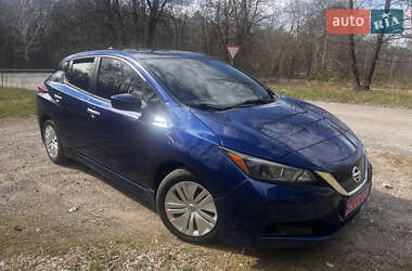 Хэтчбек Nissan Leaf 2020 в 