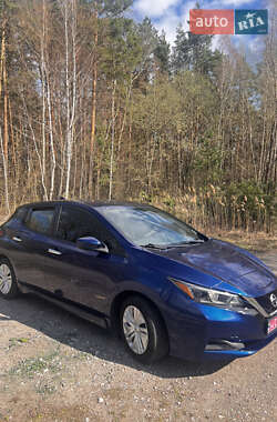 Хэтчбек Nissan Leaf 2020 в 