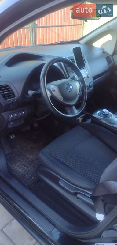Хетчбек Nissan Leaf 2014 в Рівному