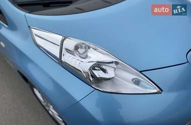 Хэтчбек Nissan Leaf 2014 в 