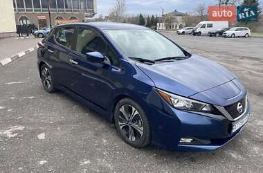 Хетчбек Nissan Leaf 2020 в 