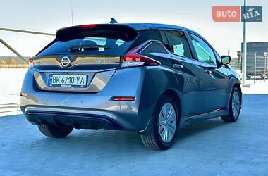 Хетчбек Nissan Leaf 2021 в 