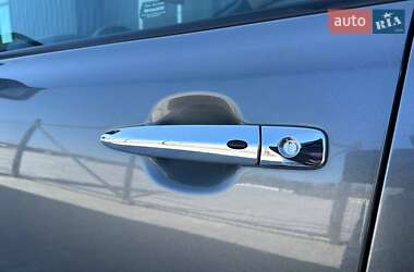 Хетчбек Nissan Leaf 2021 в 