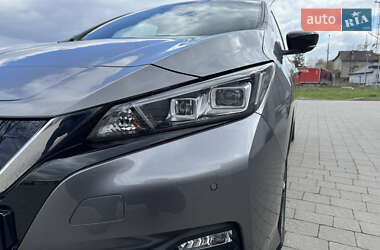 Хетчбек Nissan Leaf 2019 в 
