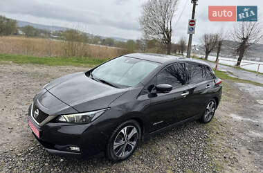 Хэтчбек Nissan Leaf 2018 в 