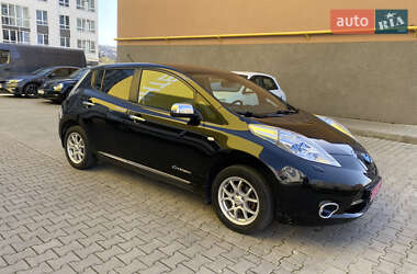 Хэтчбек Nissan Leaf 2014 в 