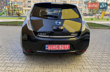 Хэтчбек Nissan Leaf 2014 в 