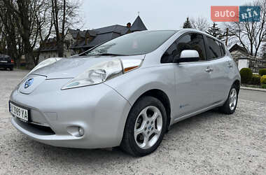 Хетчбек Nissan Leaf 2014 в Кам'янець-Подільському
