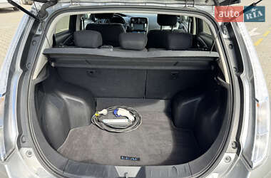 Хэтчбек Nissan Leaf 2014 в 