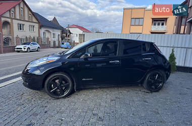 Хэтчбек Nissan Leaf 2014 в 