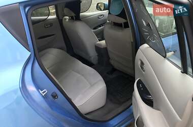 Хэтчбек Nissan Leaf 2011 в Львове