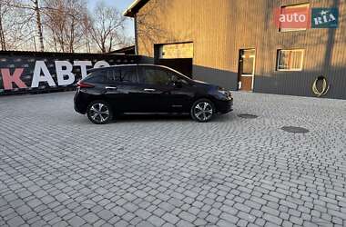 Хэтчбек Nissan Leaf 2018 в 
