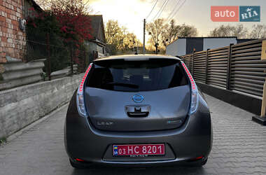Хэтчбек Nissan Leaf 2014 в 