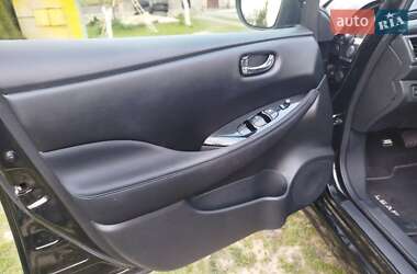 Хетчбек Nissan Leaf 2019 в 