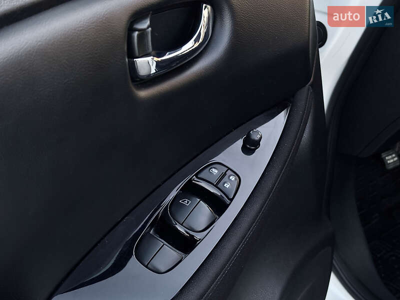 Хэтчбек Nissan Leaf 2019 в Виннице