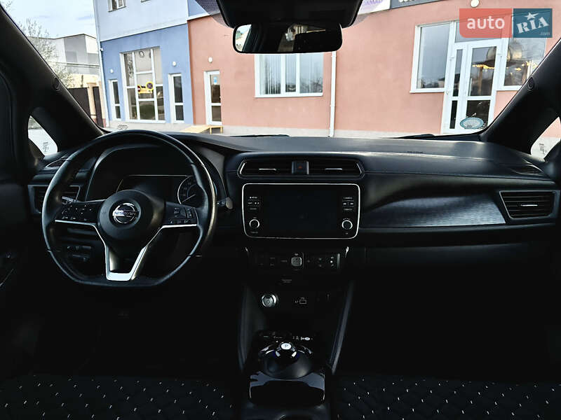 Хэтчбек Nissan Leaf 2019 в Виннице