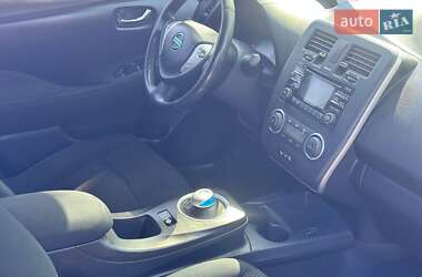 Хетчбек Nissan Leaf 2014 в 