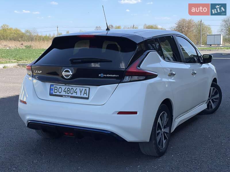 Хетчбек Nissan Leaf 2019 в Тернополі