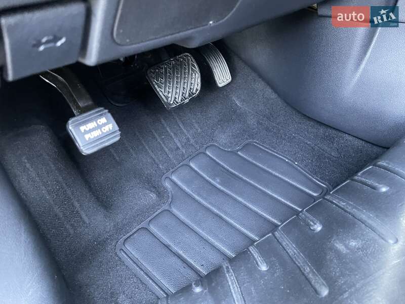 Хетчбек Nissan Leaf 2019 в Тернополі