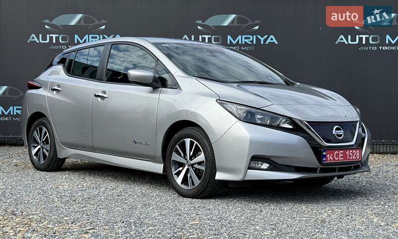 Хетчбек Nissan Leaf 2020 в Самборі