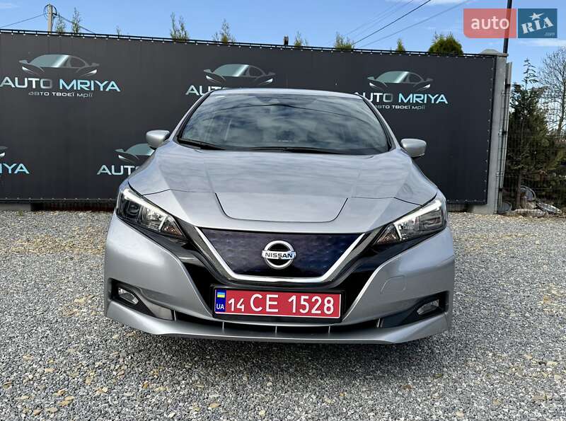 Хетчбек Nissan Leaf 2020 в Самборі