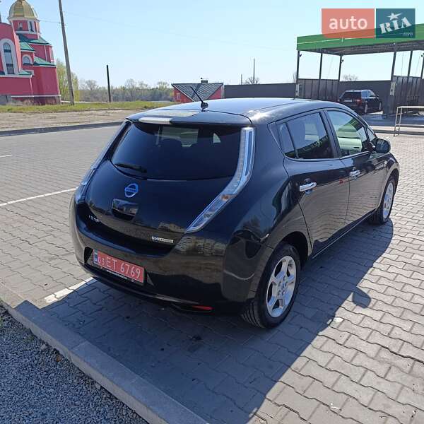 Хетчбек Nissan Leaf 2014 в Петриківці