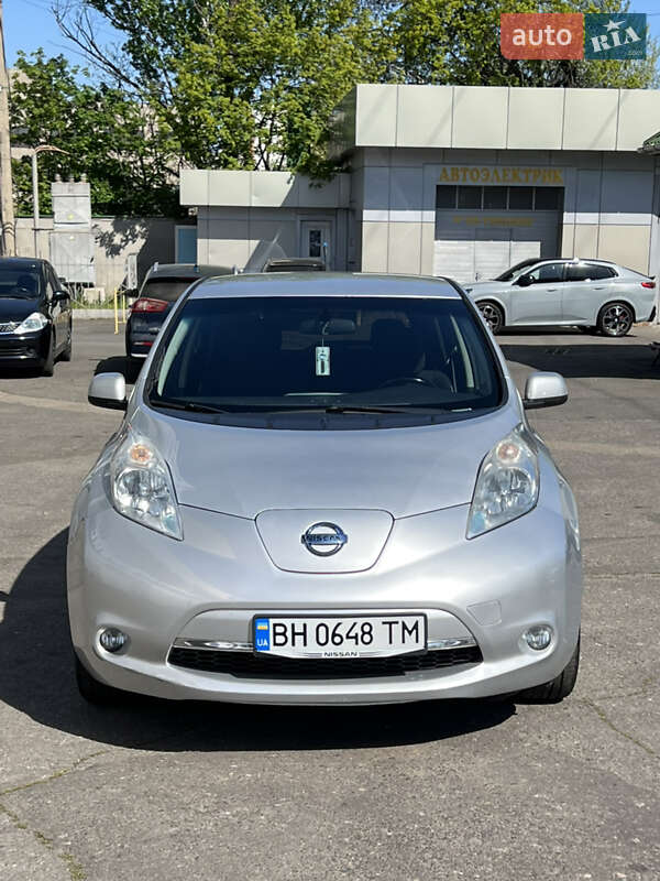 Nissan Leaf 2014