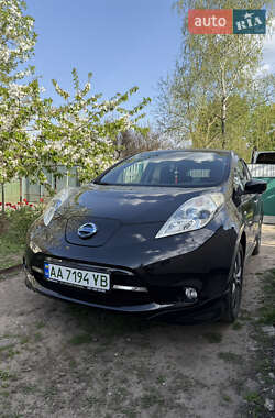 Хэтчбек Nissan Leaf 2016 в Киеве