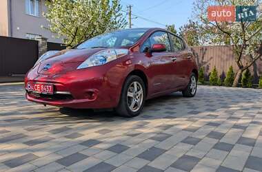 Хэтчбек Nissan Leaf 2014 в 