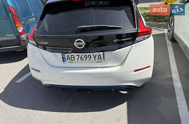 Хэтчбек Nissan Leaf 2019 в 