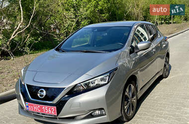 Хетчбек Nissan Leaf 2019 в Кропивницькому