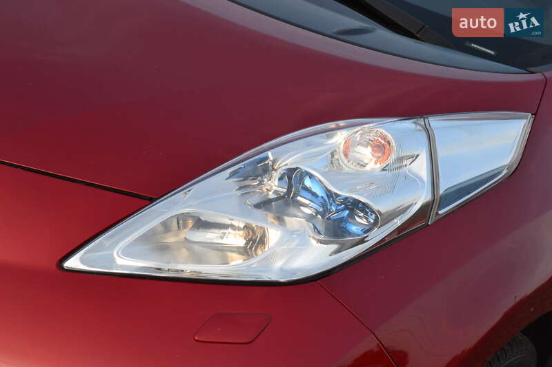 Хетчбек Nissan Leaf 2014 в Луцьку