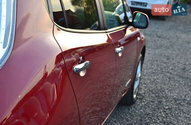 Хетчбек Nissan Leaf 2013 в Луцьку