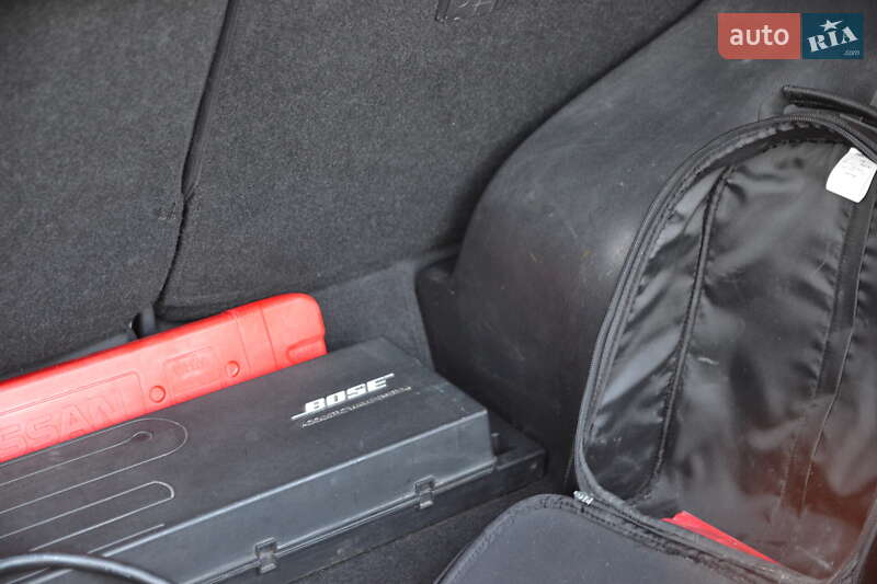 Хетчбек Nissan Leaf 2014 в Луцьку