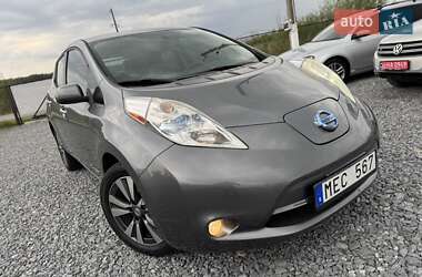 Хэтчбек Nissan Leaf 2015 в 